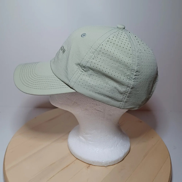 Peloton Run Vented Hat Strapback Perforated Sage Green see pictures for referenc - Picture 3 of 8